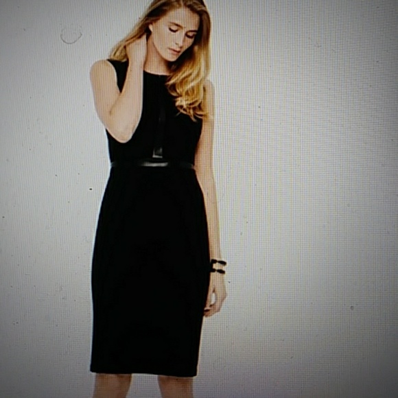 White House Black Market Dresses & Skirts - White House Black Market Faux Leather trim sz 4